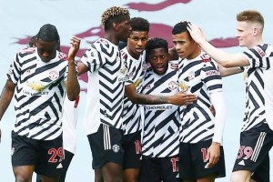  热刺防线送礼不断，利兹联逆转取胜终结五轮不胜  