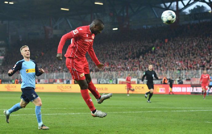  波鸿升班马奇迹逼平德甲领头羊拜仁